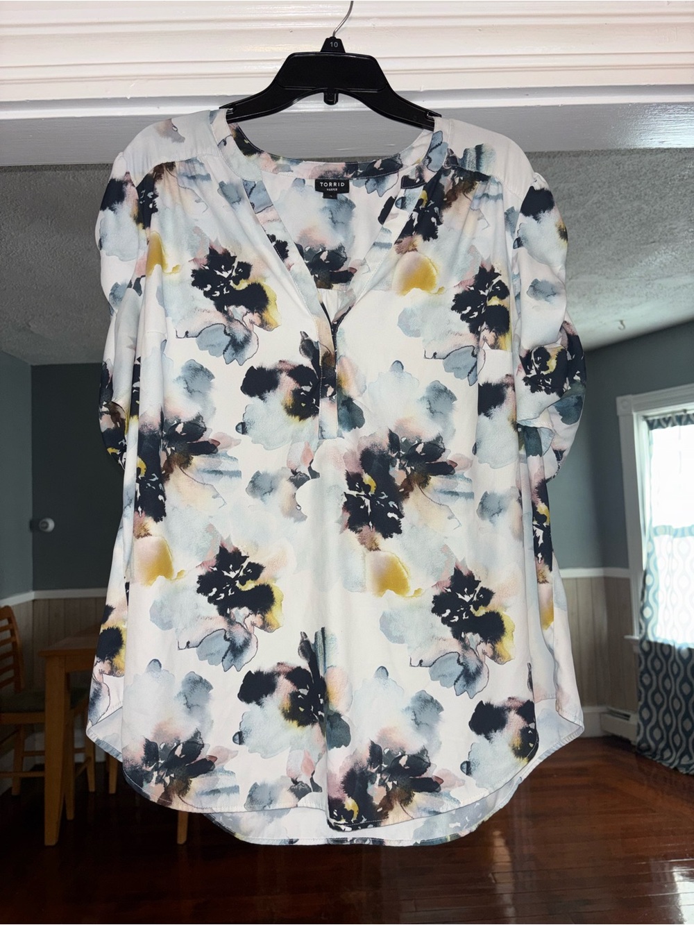 torrid White Floral Watercolor V-Neck Blouse